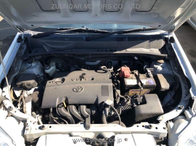 TOYOTA SUCCEED 2017 Image 8