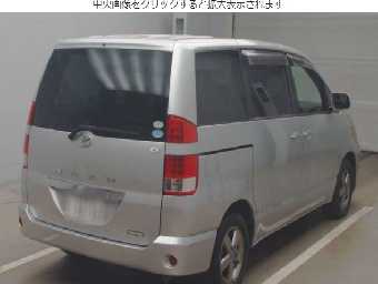 TOYOTA NOAH 2006 Image 2