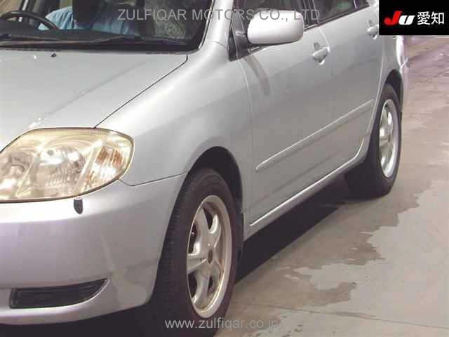 TOYOTA COROLLA 2004 Image 7