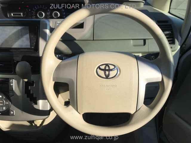 TOYOTA NOAH 2008 Image 7