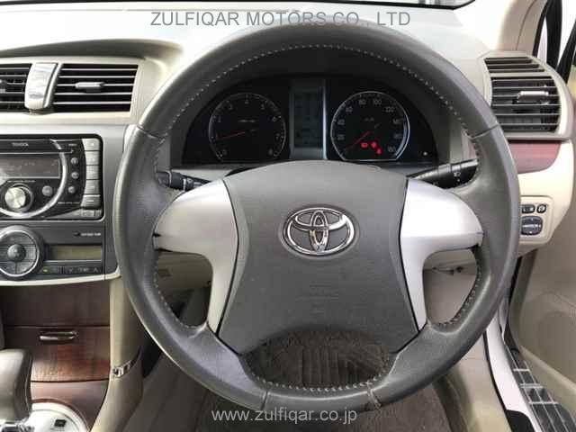 TOYOTA PREMIO 2011 Image 7