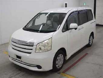 TOYOTA NOAH 2009 Image 4