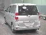 TOYOTA NOAH 2005 Image 2