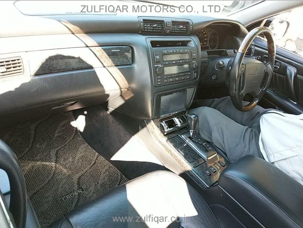 TOYOTA CROWN 2001 Image 3