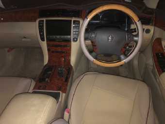 TOYOTA CROWN 2005 Image 4