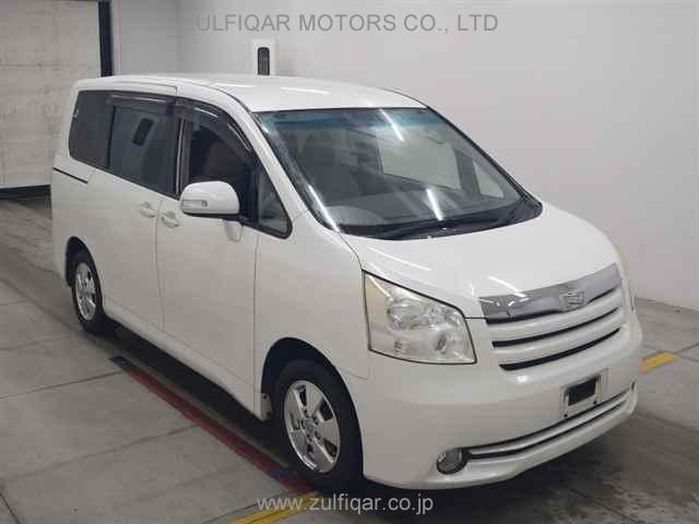 TOYOTA NOAH 2007 Image 1