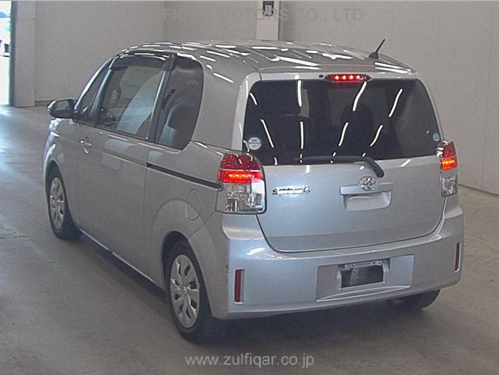 TOYOTA SPADE 2016 Image 2