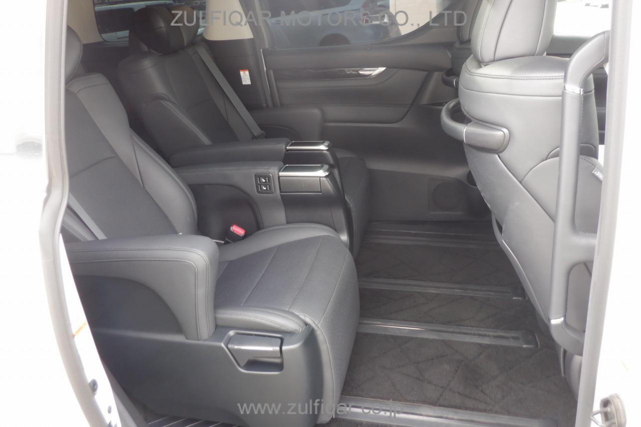 TOYOTA ALPHARD 2020 Image 20