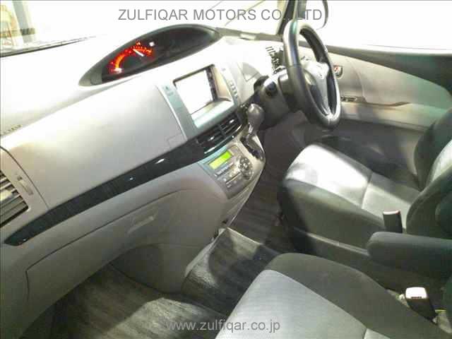 TOYOTA ESTIMA 2006 Image 3