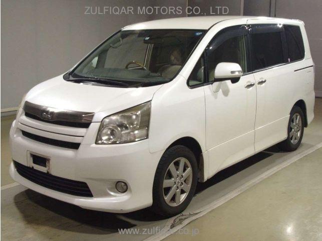 TOYOTA NOAH 2010 Image 1