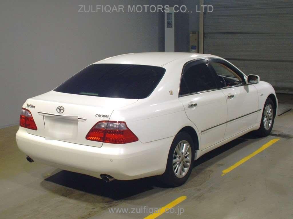 TOYOTA CROWN 2006 Image 2