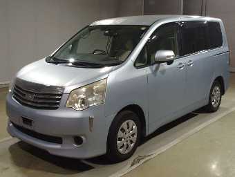 TOYOTA NOAH 2010 Image 1