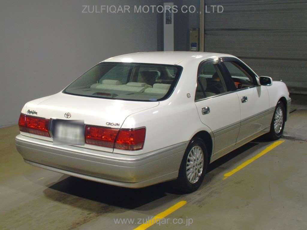 TOYOTA CROWN 2002 Image 2