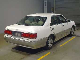 TOYOTA CROWN 2001 Image 2