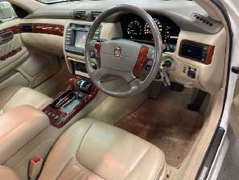 TOYOTA CROWN 2001 Image 3