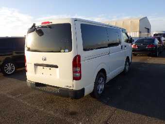 TOYOTA HIACE 2015 Image 11