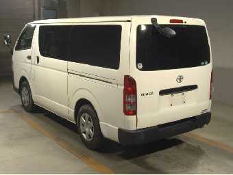 TOYOTA HIACE 2015 Image 4