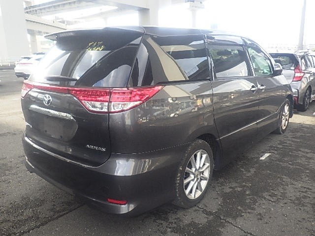 TOYOTA ESTIMA 2012 Image 20