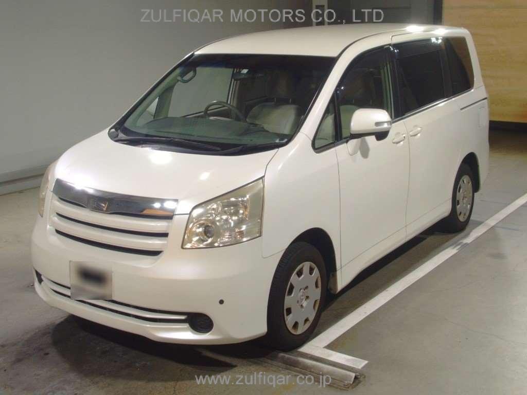 TOYOTA NOAH 2007 Image 1