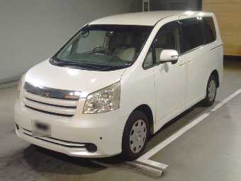 TOYOTA NOAH 2007 Image 1