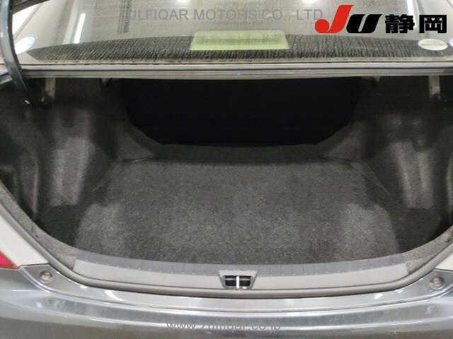 TOYOTA COROLLA AXIO 2011 Image 9