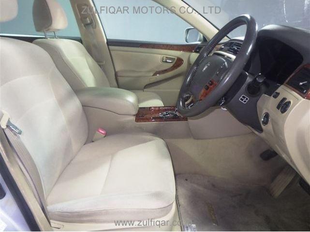 TOYOTA CROWN 2007 Image 3