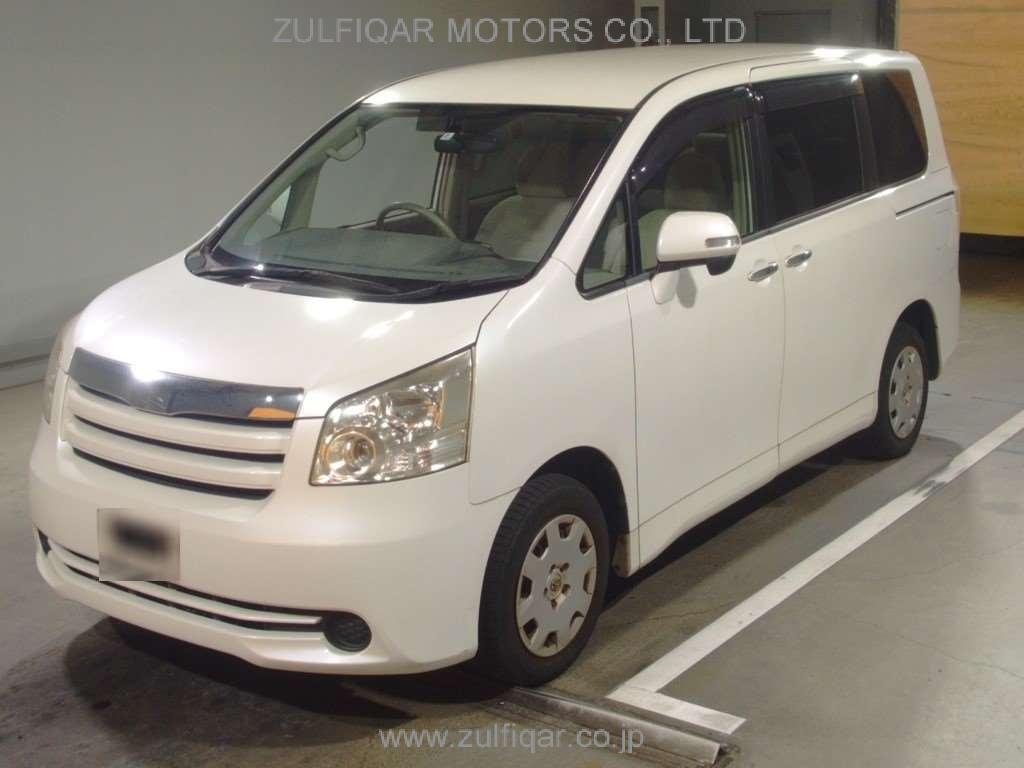 TOYOTA NOAH 2010 Image 1