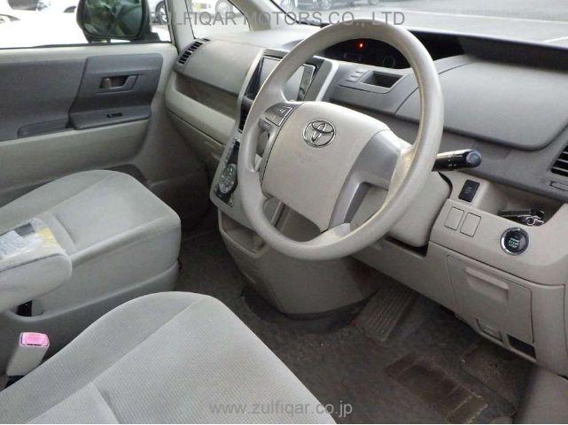 TOYOTA NOAH 2010 Image 3