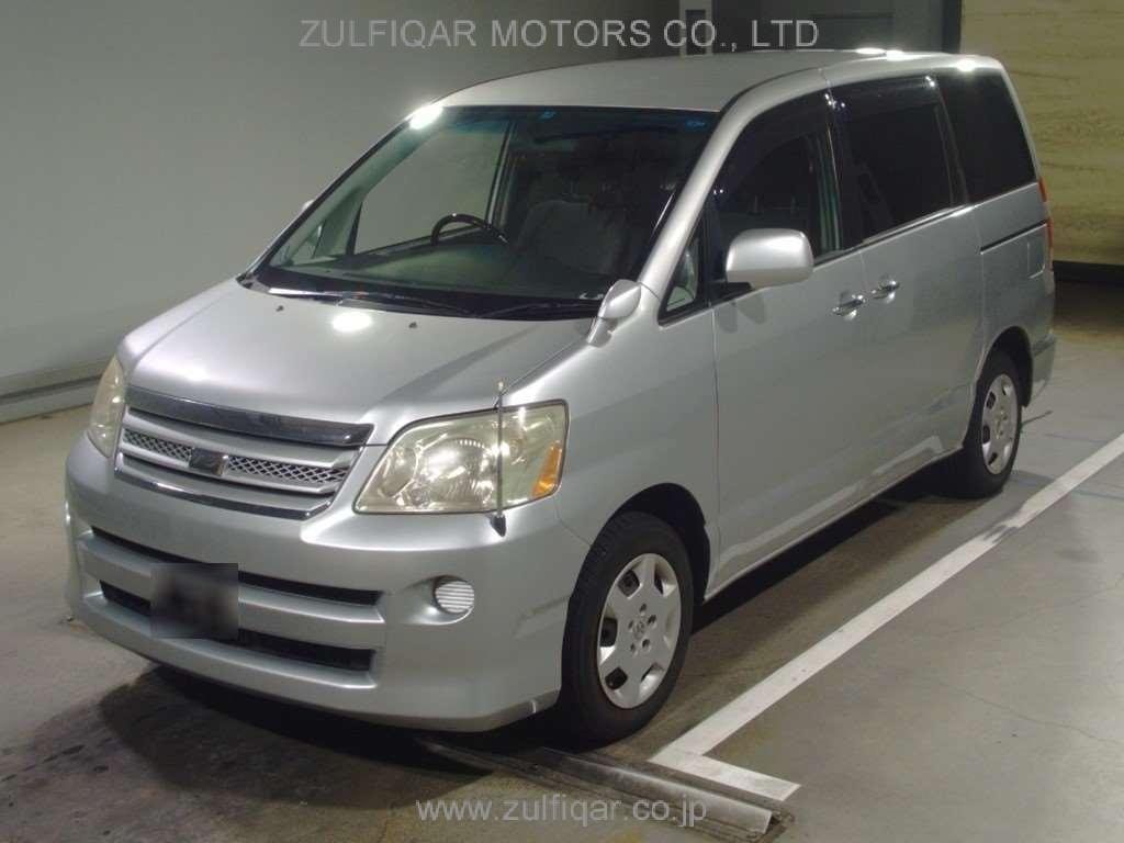 TOYOTA NOAH 2007 Image 1