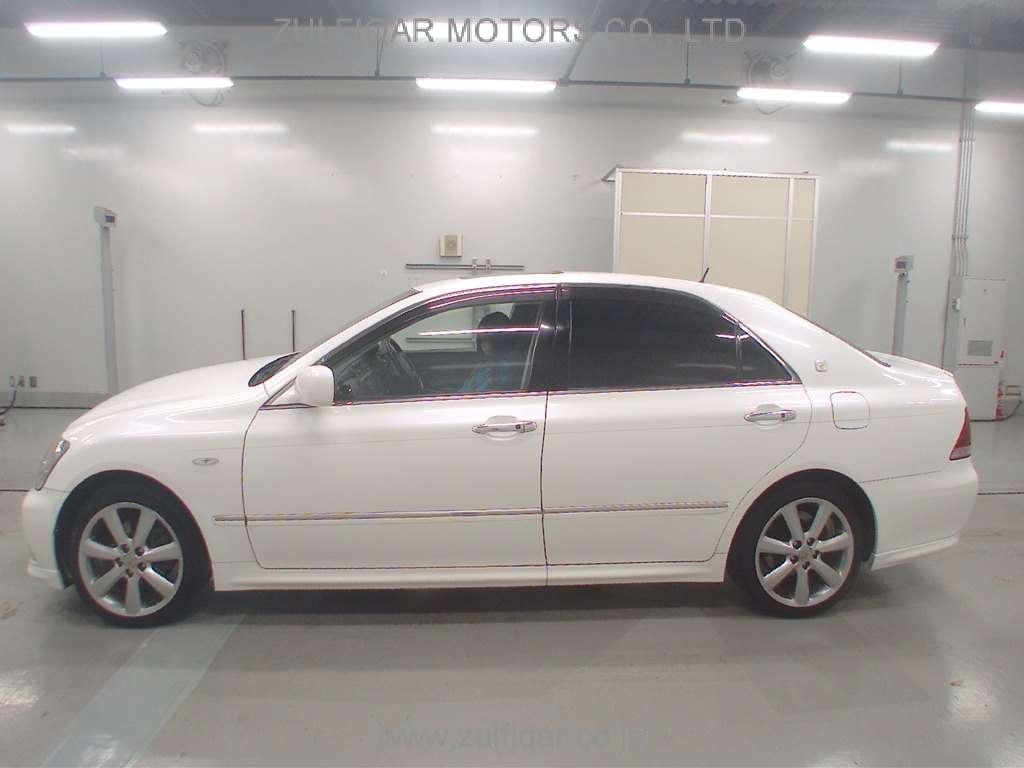 TOYOTA CROWN 2005 Image 4