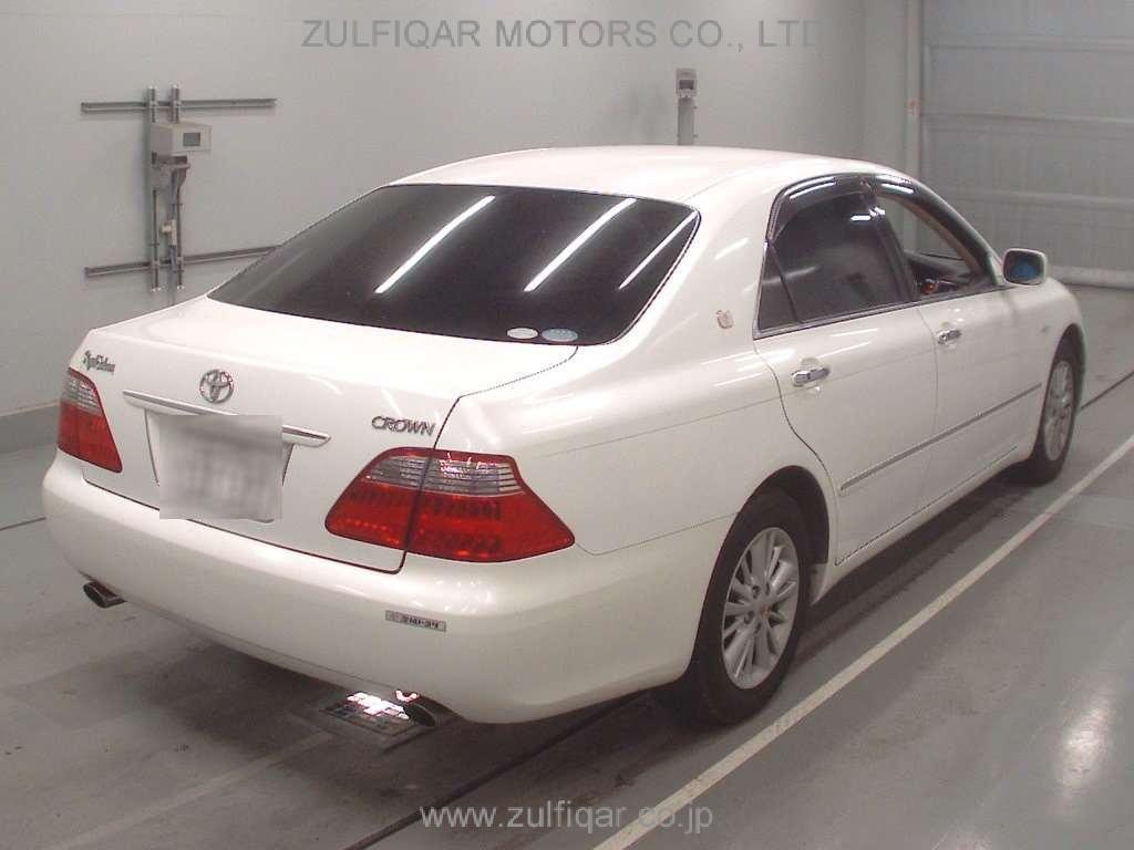 TOYOTA CROWN 2006 Image 2