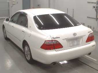 TOYOTA CROWN 2006 Image 4