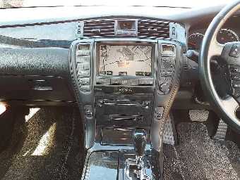 TOYOTA CROWN 2005 Image 8