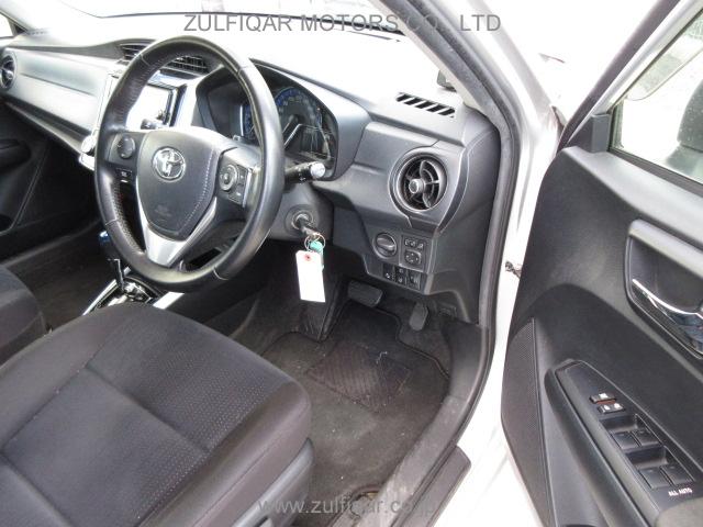 TOYOTA COROLLA FIELDER 2017 Image 6