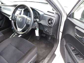 TOYOTA COROLLA FIELDER 2017 Image 6