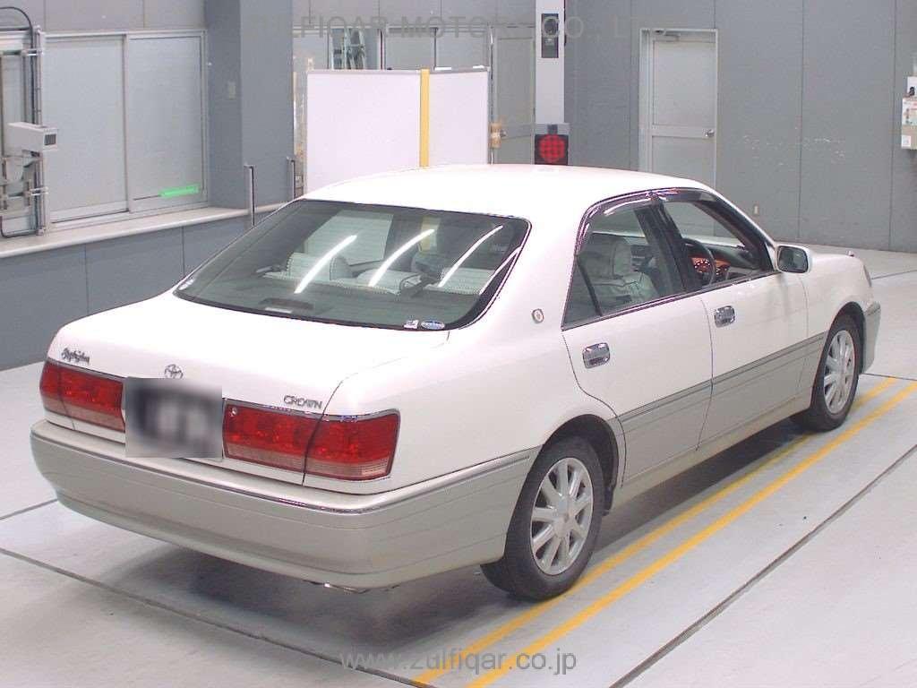 TOYOTA CROWN 2002 Image 2