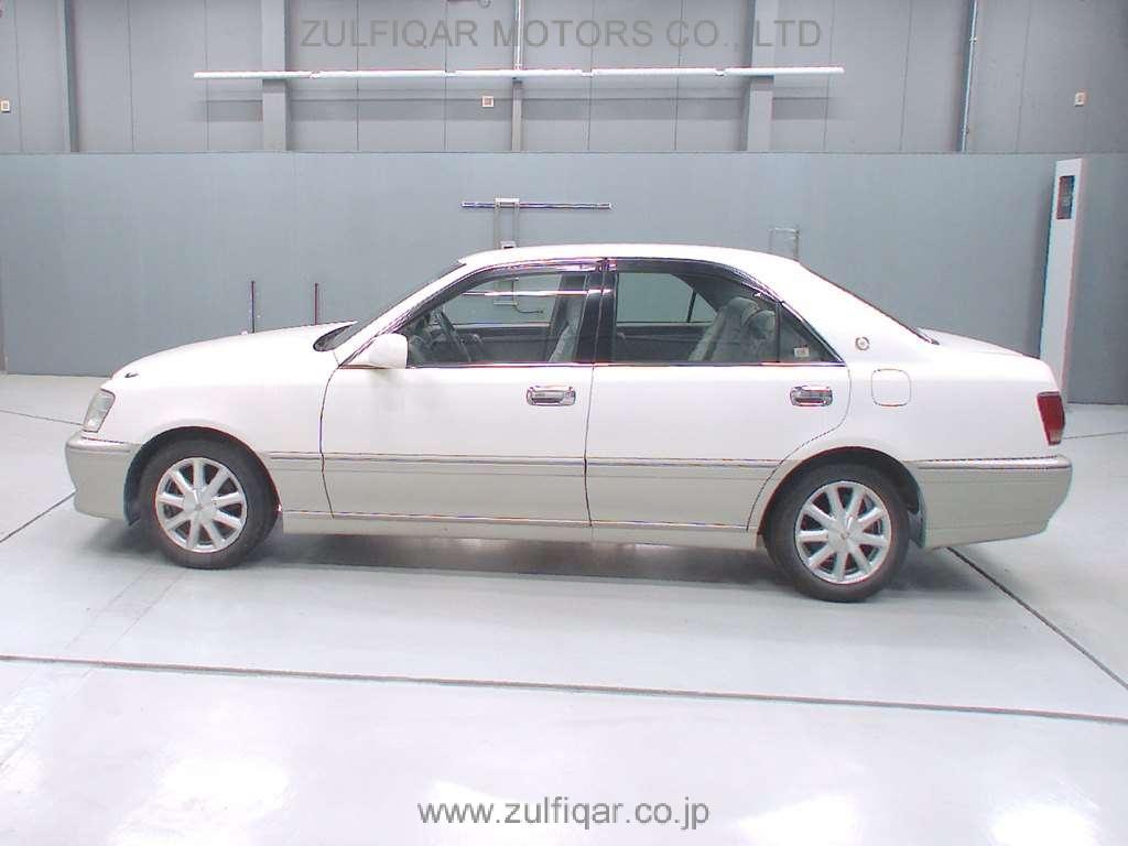 TOYOTA CROWN 2002 Image 4