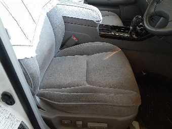 TOYOTA CROWN 2002 Image 7