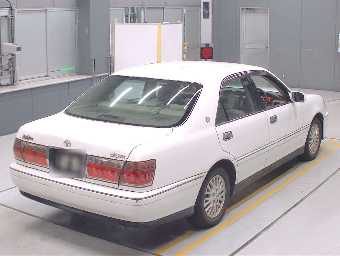 TOYOTA CROWN 1999 Image 2