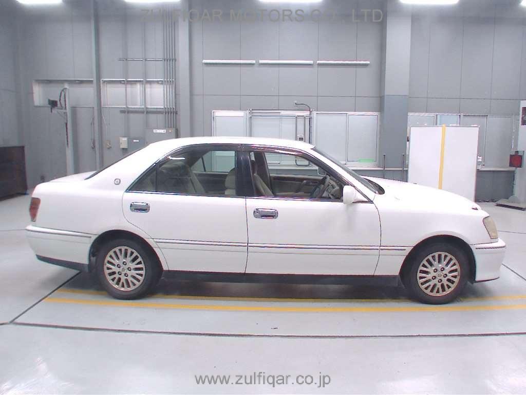 TOYOTA CROWN 1999 Image 3