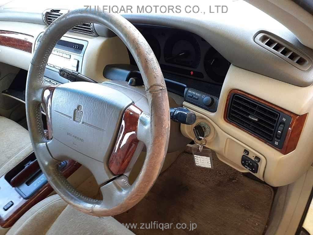 TOYOTA CROWN 1999 Image 7