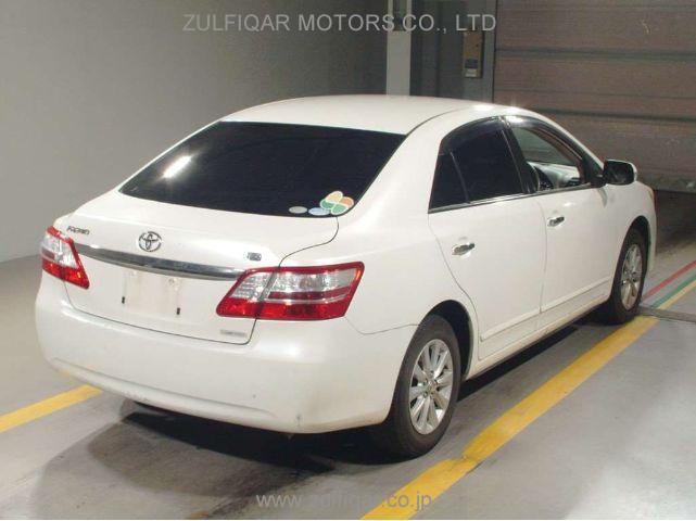 TOYOTA PREMIO 2011 Image 2