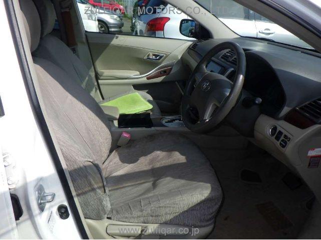 TOYOTA PREMIO 2011 Image 3