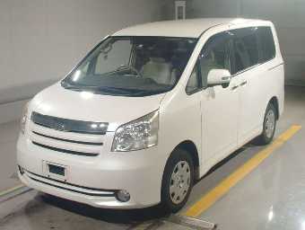 TOYOTA NOAH 2009 Image 1