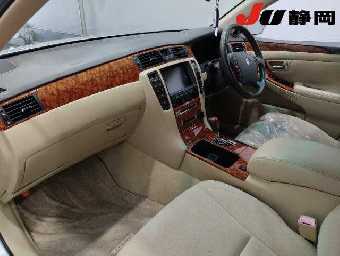 TOYOTA CROWN 2005 Image 6