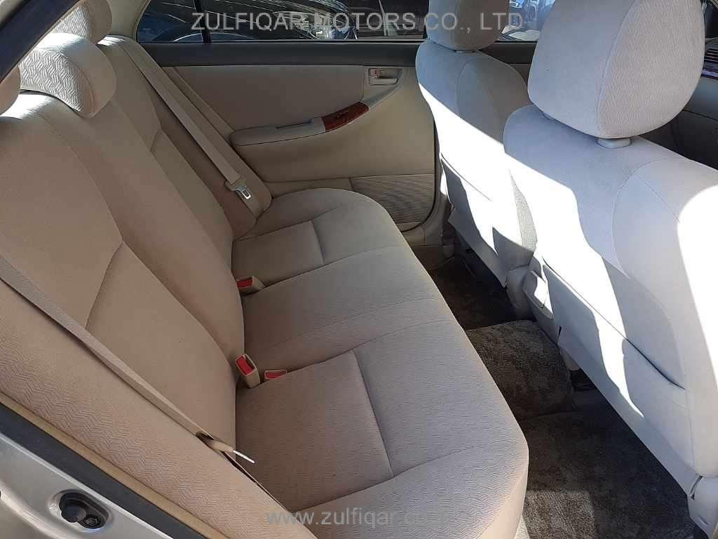 TOYOTA COROLLA 2005 Image 10
