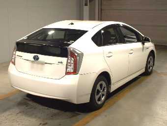 TOYOTA PRIUS 2014 Image 2