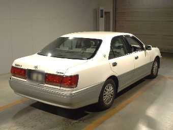 TOYOTA CROWN 2001 Image 2