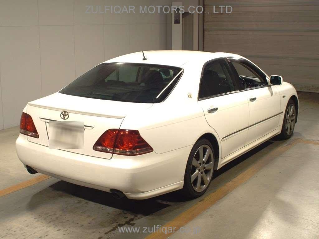 TOYOTA CROWN 2006 Image 2