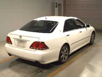 TOYOTA CROWN 2006 Image 2